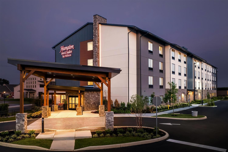 Exterior & Views 2, Hampton Inn & Suites Intercourse, Lancaster