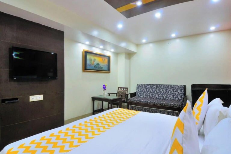 Bedroom 3, Hotel Geeson, Delhi
