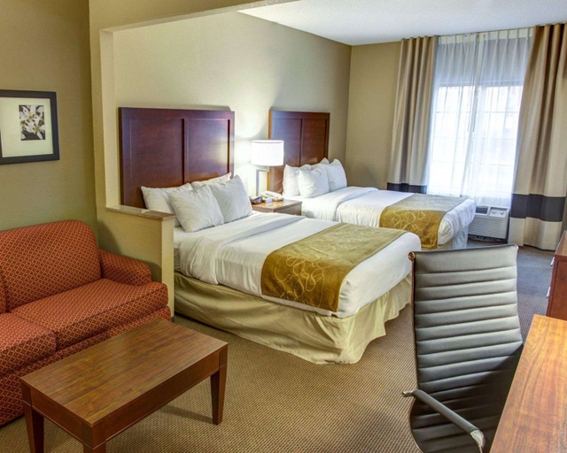 Bedroom 3, Comfort Suites Gadsden Attalla, Etowah
