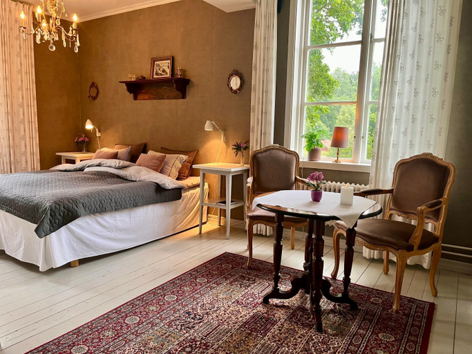 Bedroom 2, Lidhem herrgard. Bed & Breakfast och mindre lagenheter, Vimmerby