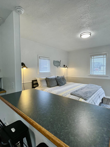 Others 5, Cozy Studio Cottage in Downtown Twin Falls, Twin Falls