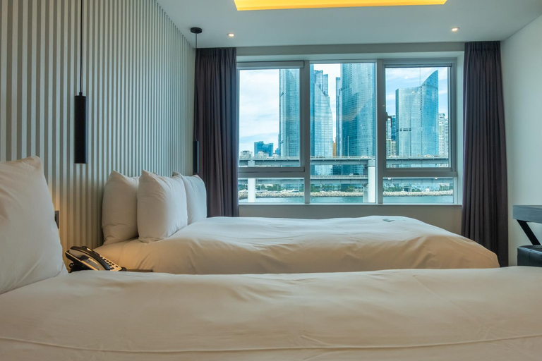 Bedroom 3, AG405, Suyeong
