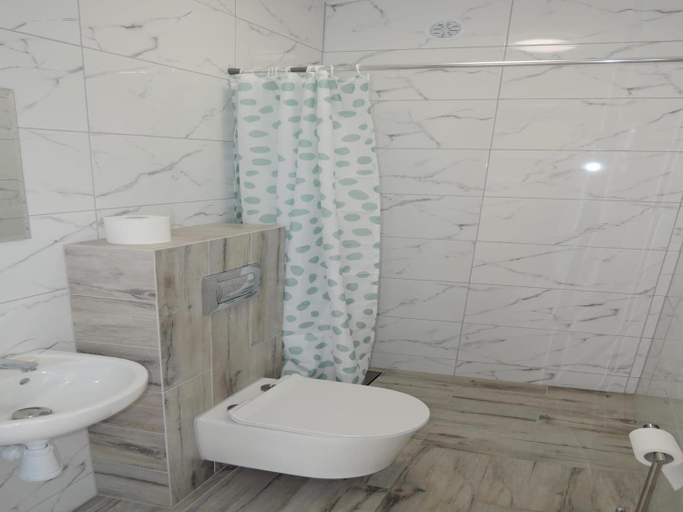 Bathroom 3, Apartment in Mrzezyno by Blue Flag Beach, Gryfice