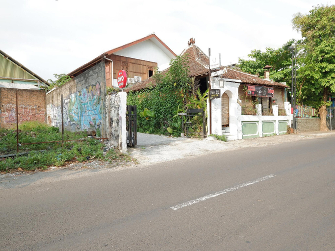 Exterior 4, OYO 4016 Tan Jokteng Guest House, Yogyakarta