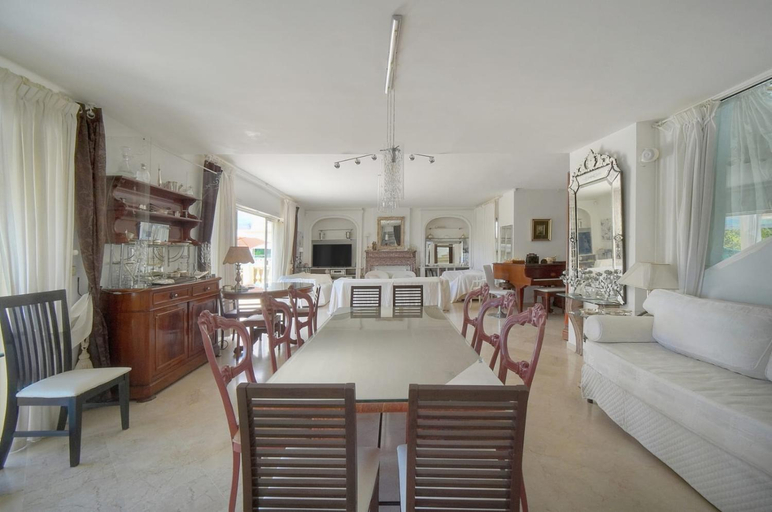 Others 3, FRGK 'Luxury Villa Mevania Antibes Heated Pool, Spa & Ultra-Fast Wi-Fi', Alpes-Maritimes