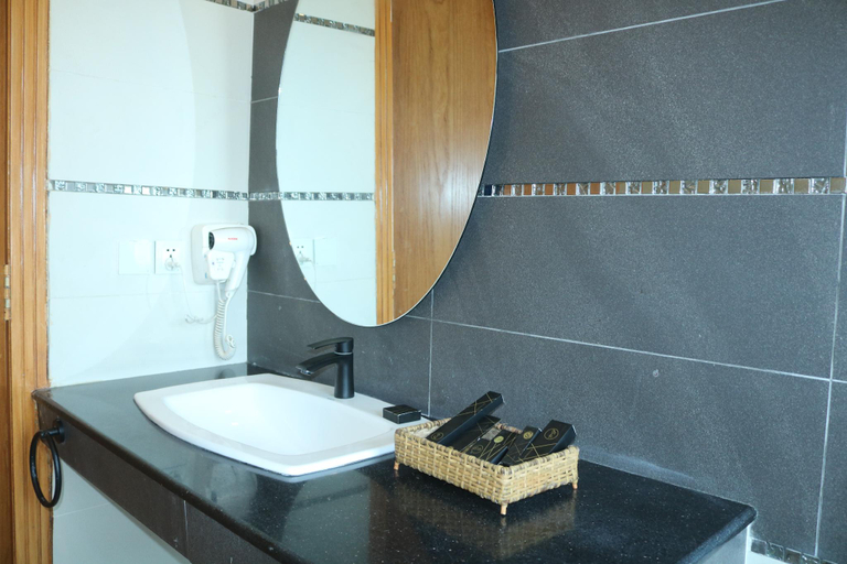 Bathroom, Bella Hotel, Islamabad