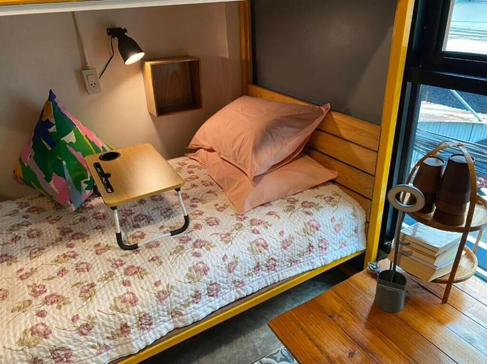 Room 4, The Space Hometel - Women Only, Samphantawong