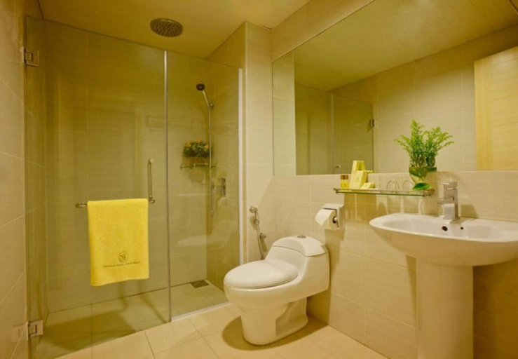 Bathroom, Blanco Apartment Hotel, Bintulu