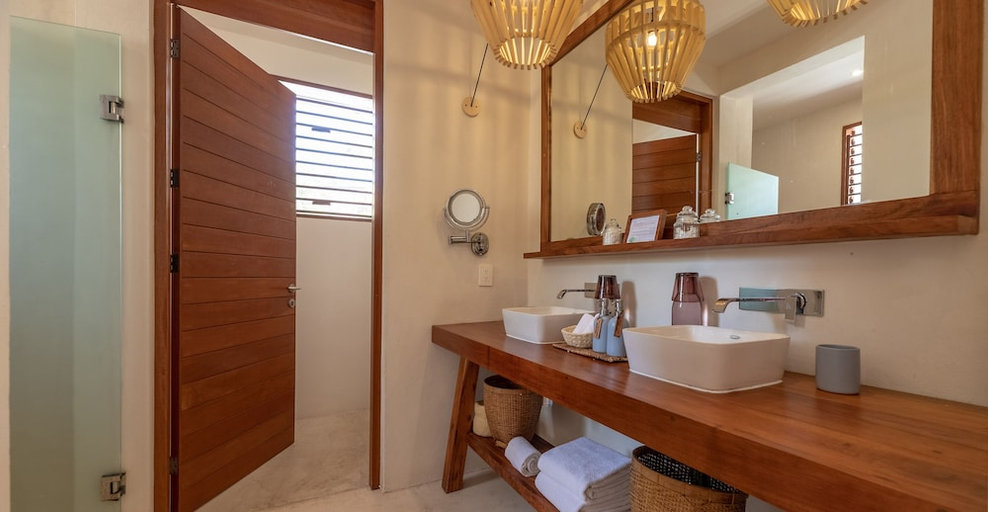 Bathroom 4, La Zebra Hotel, Cozumel