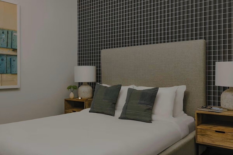 Room 4, Hotel Houze Detroit Downtown, Wayne