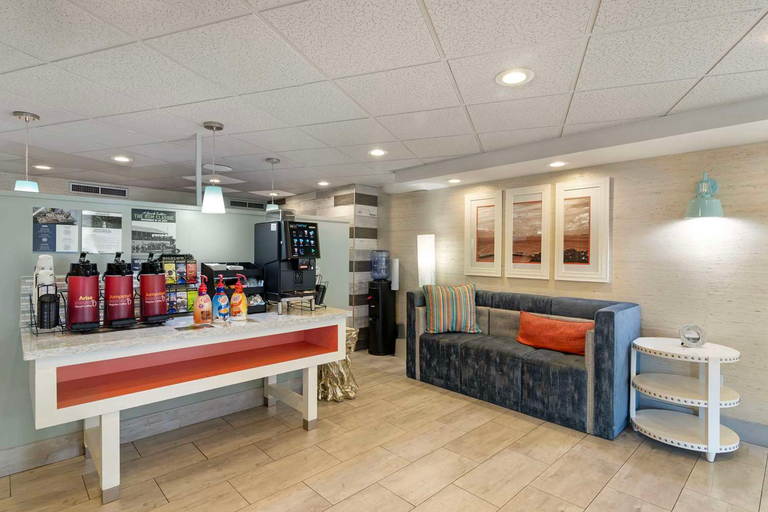 Food & Drinks 4, Best Western Plus St. Simons, Glynn