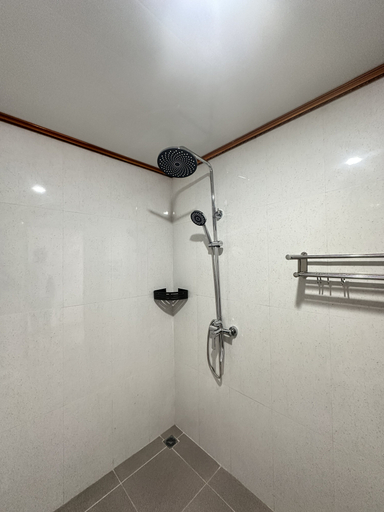 Bathroom 5, Memela Bungalow, Klungkung