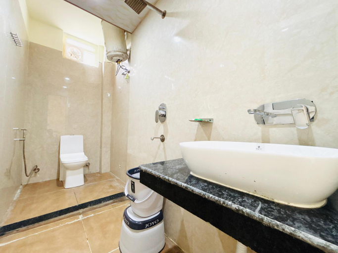 Bathroom 5, HITAM HOME, Garhwal