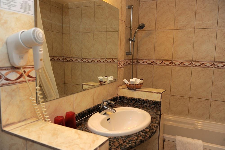 Bathroom 4, Mina Hotel, Aqaba