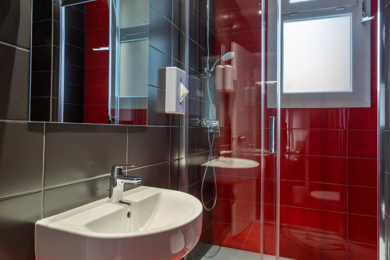 Bathroom, Hôtel Lecourbe, Paris, Paris