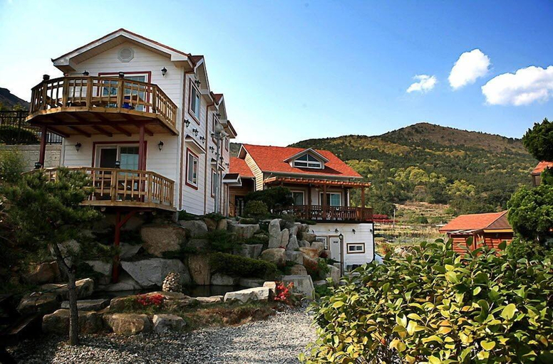 4, Ggumaebon Pension, Geoje