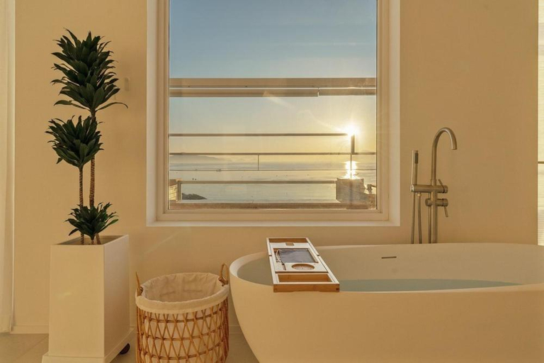 Bathroom 3, Namhae Stay Gain, Namhae