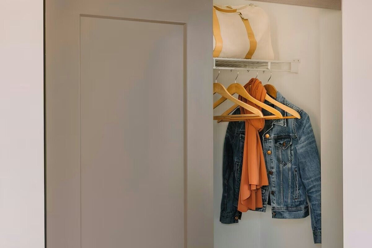 Wardrobe 2, Hotel Houze Detroit Downtown, Wayne