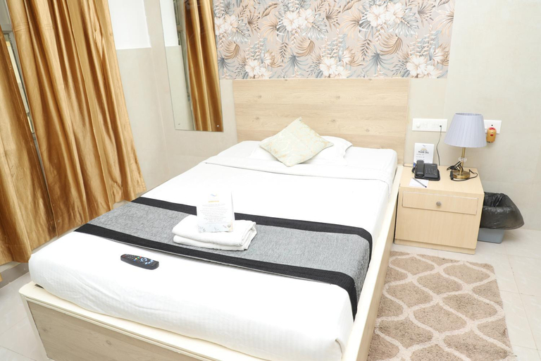 Bedroom 2, The Blue Lagoon Hotel Premium, Cuttack