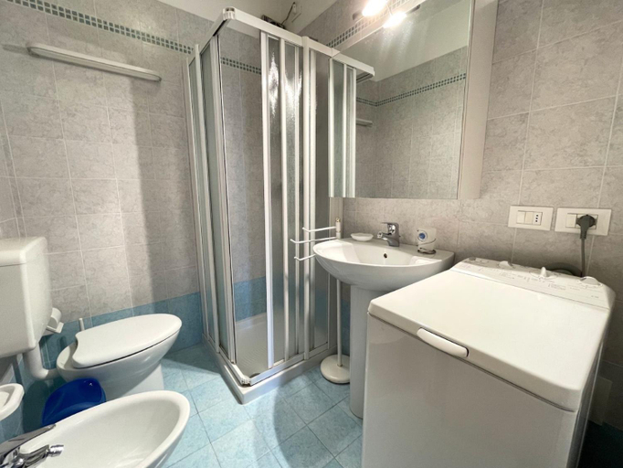 Bathroom 4, Two-room apartment for 6 people, Venezia