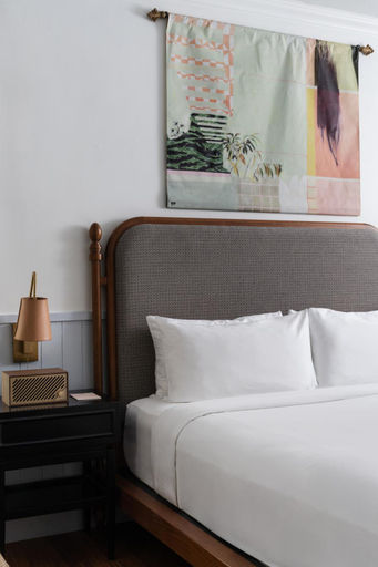 Bedroom 3, Balfour Miami Beach, a Registry Collection Hotel, Miami-Dade
