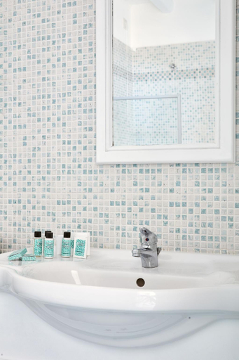 Bathroom 5, Mr. and Mrs. White Paros - Small Luxury Hotels of the World, South Aegean