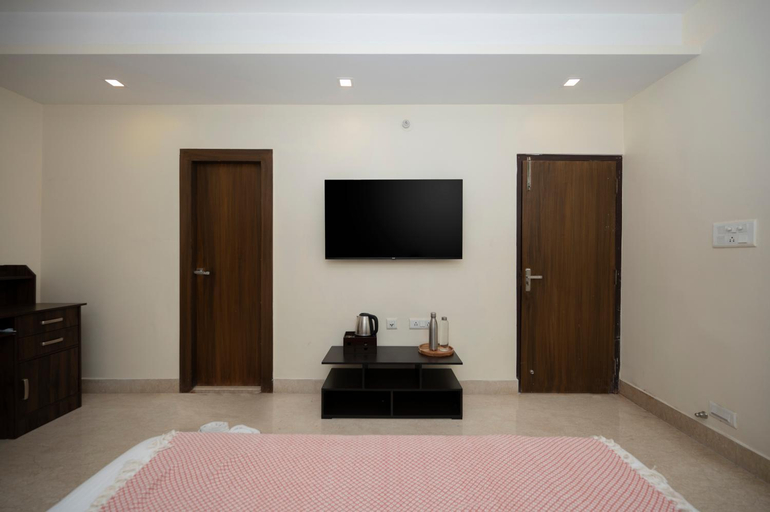 Bedroom 3, LAKESIDE SUITES, Kolkata