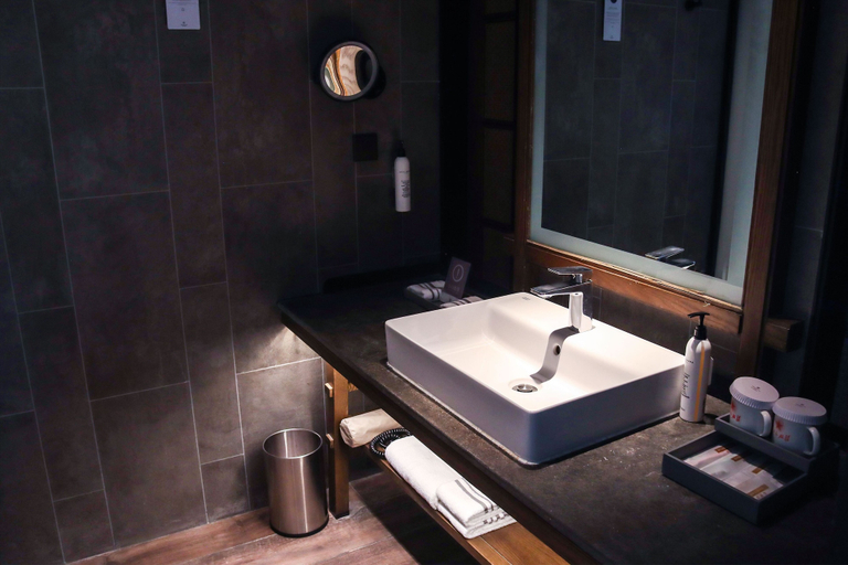 Bathroom 3, WANDA JIN Yan'an, Yan'an