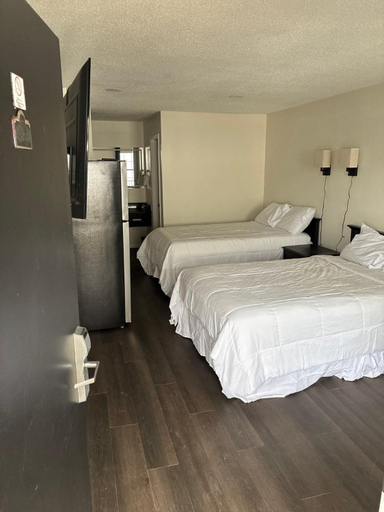 Bedroom 5, Suite Stay - Talladega, Talladega