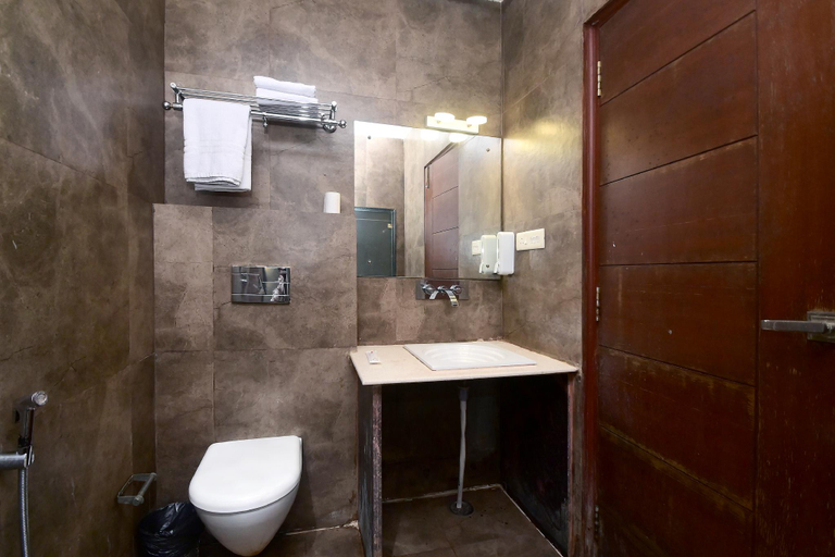 Bathroom 4, Hotel Avana By Minze, Jaipur