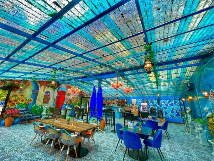 Food & Drinks 4, Beach Walk Boutique Resort, Muang Chon Buri