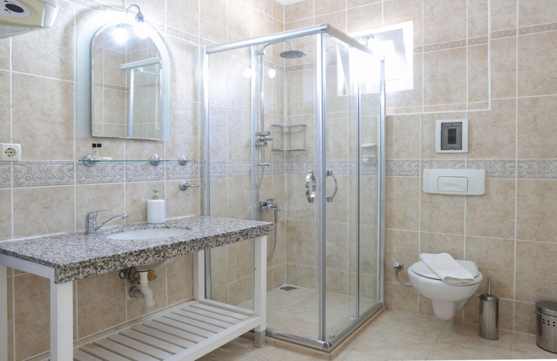 Bathroom 3, Kale Aparts, Kaş