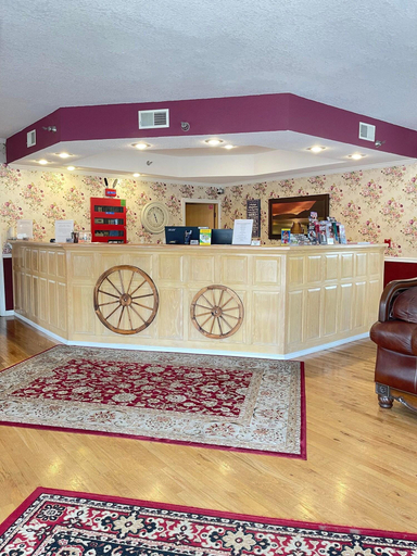 Public Area 2, Carriage House Inn, Taney