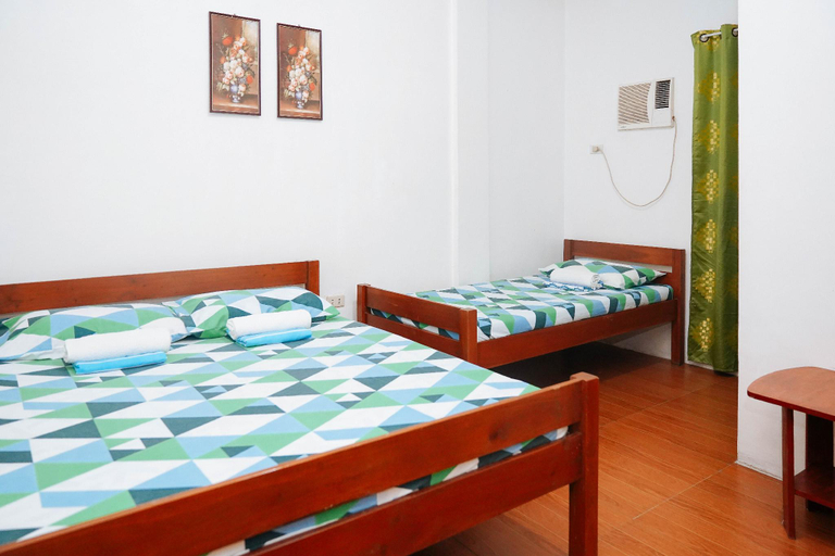 Bedroom 4, C Star Travellers Inn, Oslob