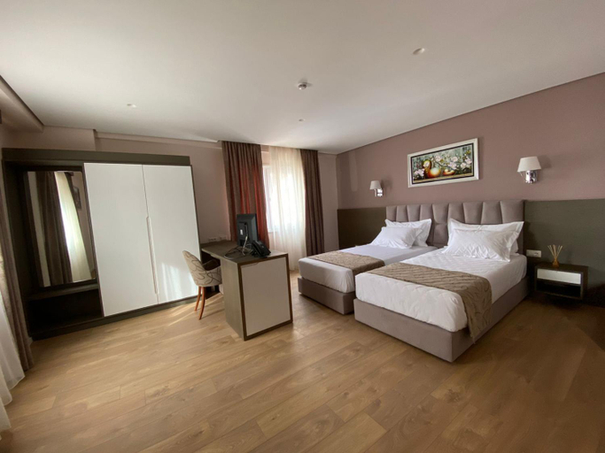 Bedroom 3, Doanesia Premium Hotel And Spa Tirana, Tirana