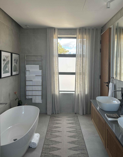 Bathroom 4, Vergenoegd Low Boutique Hotel & Spa, City of Cape Town