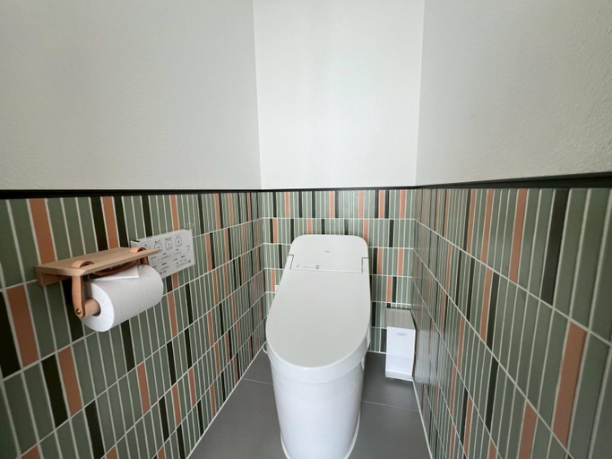 Bathroom 2, Thousand Garden Tarumizu, Tarumizu