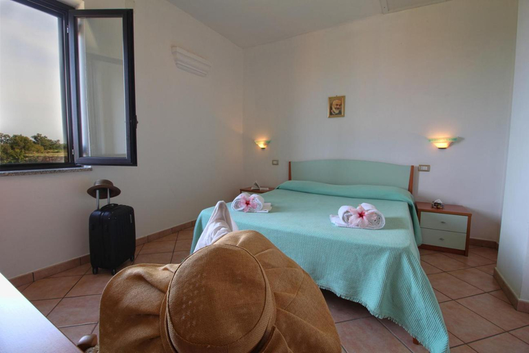 Bedroom 2, residenceduemari, Vibo Valentia