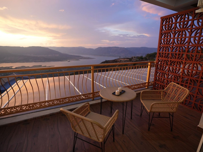Interior, The Mansion Resort And Spa, Satara