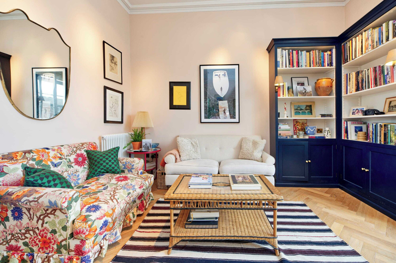 Others 5, Charming 2 Bedroom 2 Bathroom, Notting Hill, London