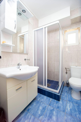 Bathroom 2, Apartments Vila Anastasia