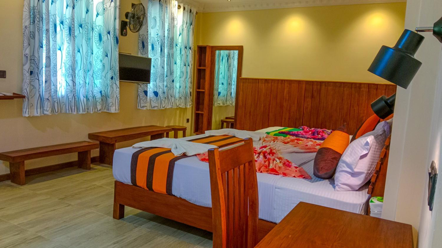 Bedroom, Sigiriya Water Cottage, Dambulla