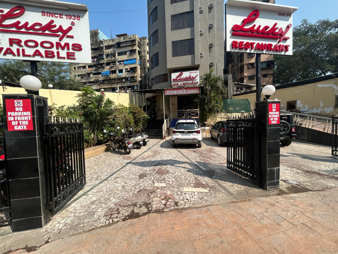 Exterior & Views 2, Hotel Lucky Near Nesco, Mumbai Suburban