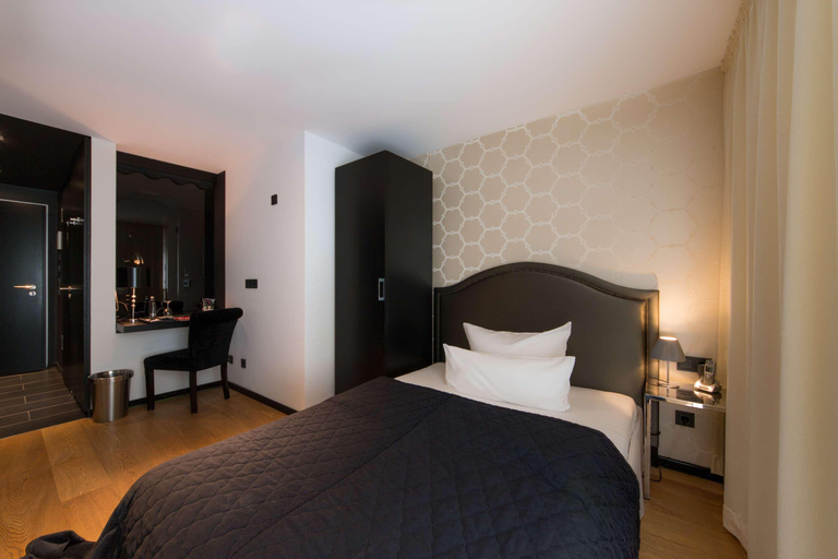 Bedroom 5, Hotel la maison, München