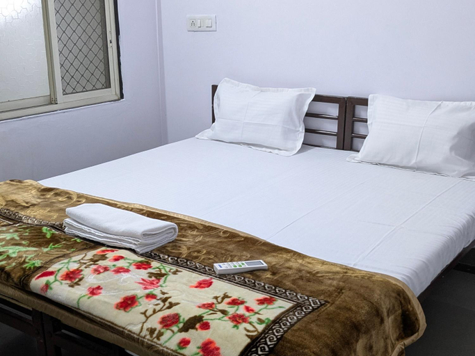 Bedroom 2, Nandini paying guest house, Udaipur