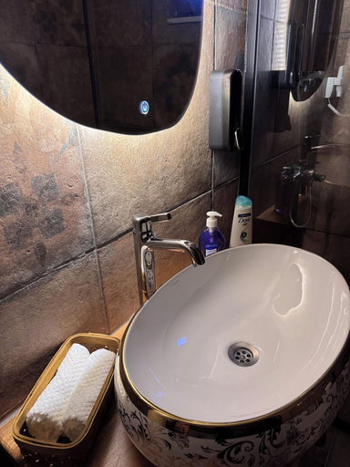 Bathroom 5, Keyfe Kadir Garden, Orhangazi