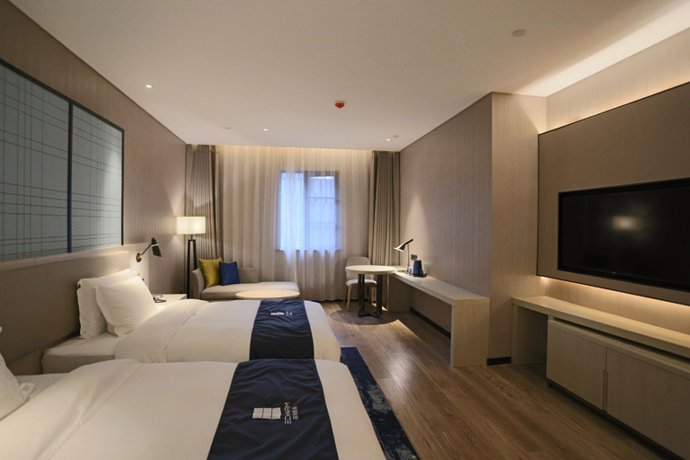Bedroom 2, Echarm Hotel Wuhan Optics Valley Software Park Juran Home, Wuhan