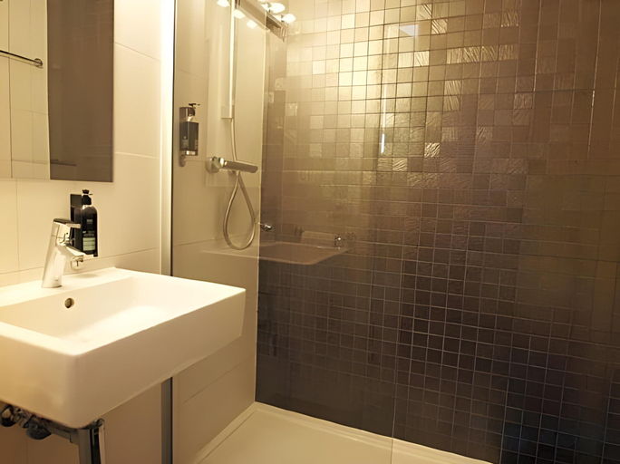 Bathroom 4, Eden Hotel by Trip inn, Antwerpen