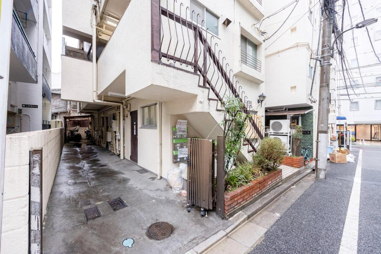 Exterior & Views 1, YK building, Shinjuku