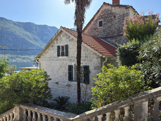 Exterior & Views, Romantic stone house by the sea ****